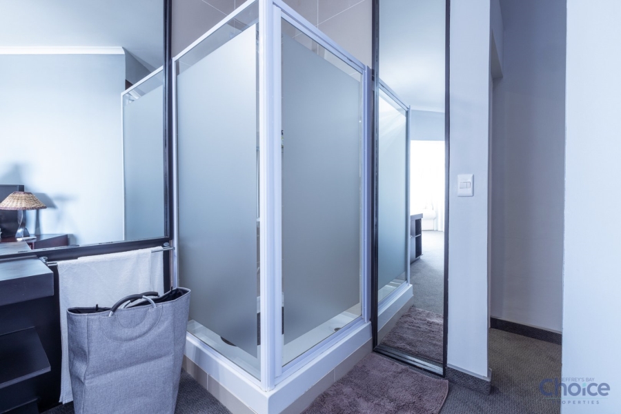 5 Bedroom Property for Sale in Jeffreys Bay Central Eastern Cape